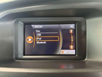 VOLVO V40 1.5 V40 R-Design T2 Auto 5dr
