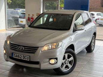 Toyota RAV4 2.0 V-Matic XT-R SUV 5dr Petrol Multidrive S 4WD Euro 5 (158 ps)