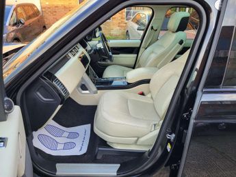 Land Rover Range Rover 3.0 SD V6 Vogue SUV 5dr Diesel Auto 4WD Euro 6 (s/s) (275 ps)