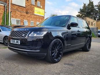 Land Rover Range Rover 3.0 SD V6 Vogue SUV 5dr Diesel Auto 4WD Euro 6 (s/s) (275 ps)