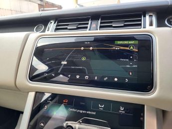 Land Rover Range Rover 3.0 SD V6 Vogue SUV 5dr Diesel Auto 4WD Euro 6 (s/s) (275 ps)