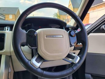 Land Rover Range Rover 3.0 SD V6 Vogue SUV 5dr Diesel Auto 4WD Euro 6 (s/s) (275 ps)