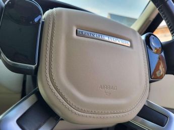 Land Rover Range Rover 3.0 SD V6 Vogue SUV 5dr Diesel Auto 4WD Euro 6 (s/s) (275 ps)