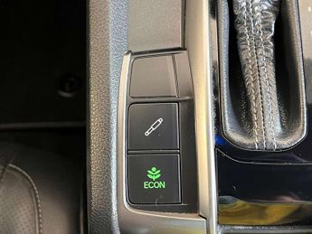 Honda Civic 1.5 VTEC Turbo Prestige Hatchback 5dr Petrol CVT Euro 6 (s/s) (1