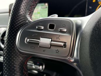 Mercedes-Benz A-CLASS 2.0 AMG A 35 4Matic Auto 4WD 5dr