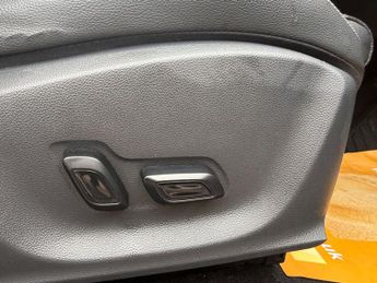MG ZS MG ZS Exclusive EV 5dr