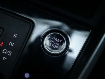 AUDI A3 1.0 TFSI 30 S line Sportback 5dr Petrol S Tronic Euro 6 (s/s) (1