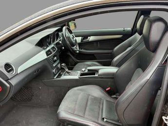 Mercedes-Benz C-CLASS 2.1 C220 AMG Sport+ CDi BlueEfficiency Auto 2dr