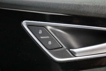 Audi Q4 e-tron 50 S line Sportback 5dr Electric Auto quattro 82kWh (299 ps)