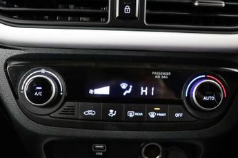 Hyundai i10 1.2 Premium Hatchback 5dr Petrol Auto Euro 6 (s/s) (84 ps)