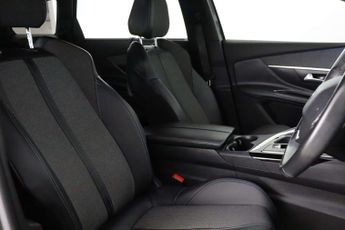 Peugeot 5008 1.2 PureTech Allure Premium + SUV 5dr Petrol EAT Euro 6 (s/s) (1