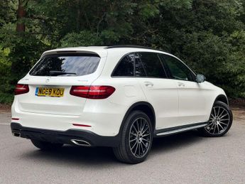 MERCEDES-BENZ GLC 2.0 GLC 250 AMG Line Premium+ 4Matic Auto 4WD 5dr