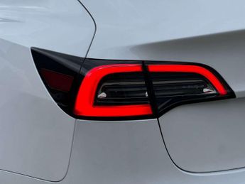 TESLA MODEL 3 Model 3 RWD 4dr *NATIONAL DELIVERY*