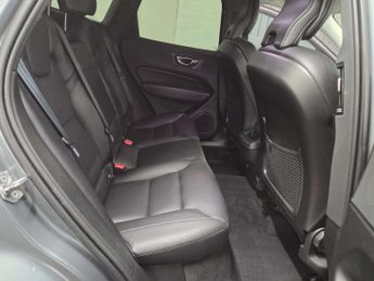 VOLVO XC60 2.0 XC60 Momentum D4 Auto 5dr