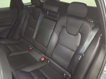 VOLVO XC60 2.0 XC60 Momentum D4 Auto 5dr