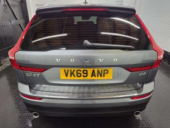 VOLVO XC60 2.0 XC60 Momentum D4 Auto 5dr