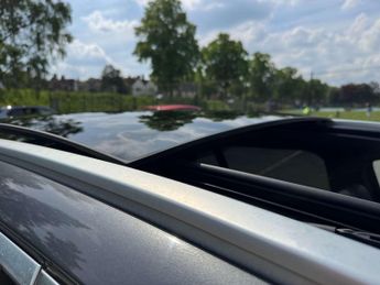 Mercedes-Benz E Class 2.0 E220d AMG Line (Premium) Estate 5dr Diesel G-Tronic+ Euro 6 