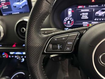 Audi A3 1.5 A3 Sportback 35 TFSI Black Edition Semi-Auto 5dr