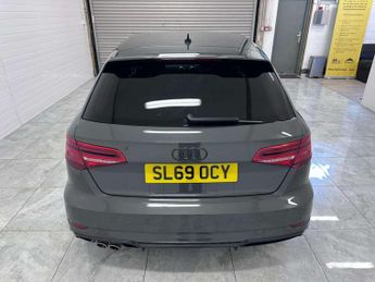 Audi A3 1.5 A3 Sportback 35 TFSI Black Edition Semi-Auto 5dr