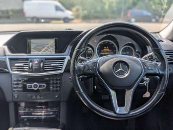 Mercedes-Benz E-CLASS 2.1 E300 Bluetec Hybrid Auto 4dr