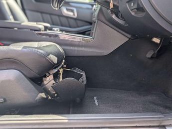 Mercedes-Benz E-CLASS 2.1 E300 Bluetec Hybrid Auto 4dr
