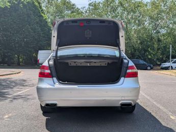 Mercedes-Benz E-CLASS 2.1 E300 Bluetec Hybrid Auto 4dr