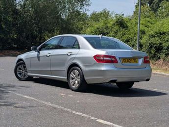 Mercedes-Benz E-CLASS 2.1 E300 Bluetec Hybrid Auto 4dr