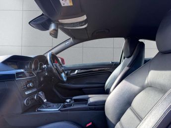 Mercedes-Benz C Class 2.1 C220 CDI Executive SE Coupe 2dr Diesel G-Tronic+ Euro 5 (s/s