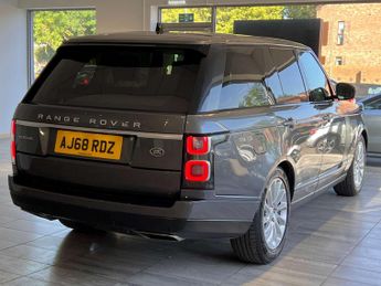 Land Rover Range Rover 3.0 SD V6 Vogue SUV 5dr Diesel Auto 4WD Euro 6 (s/s) (275 ps)