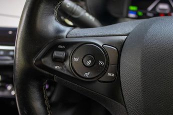 VAUXHALL CORSA Corsa E Elite Nav 5dr