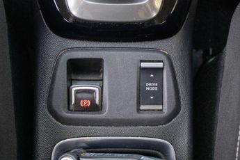 VAUXHALL CORSA Corsa E Elite Nav 5dr