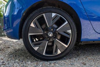 VAUXHALL CORSA Corsa E Elite Nav 5dr