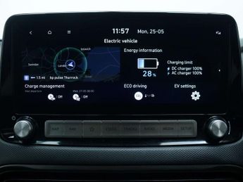 HYUNDAI KONA 39kWh Premium SUV 5dr Electric Auto (10.5kW Charger) (136 ps)