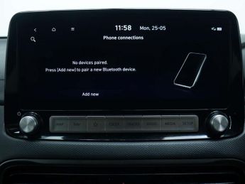 HYUNDAI KONA 39kWh Premium SUV 5dr Electric Auto (10.5kW Charger) (136 ps)