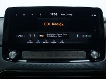 HYUNDAI KONA 39kWh Premium SUV 5dr Electric Auto (10.5kW Charger) (136 ps)