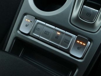 HYUNDAI KONA 39kWh Premium SUV 5dr Electric Auto (10.5kW Charger) (136 ps)