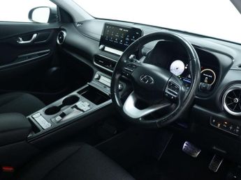 HYUNDAI KONA 39kWh Premium SUV 5dr Electric Auto (10.5kW Charger) (136 ps)