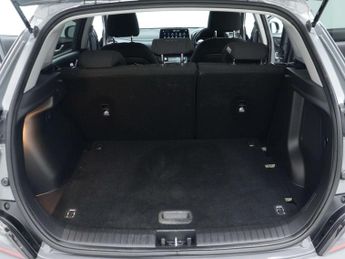 HYUNDAI KONA 39kWh Premium SUV 5dr Electric Auto (10.5kW Charger) (136 ps)