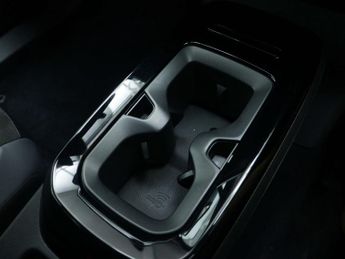 VOLKSWAGEN ID.4 Pure Performance 52kWh Life SUV 5dr Electric Auto (170 ps)