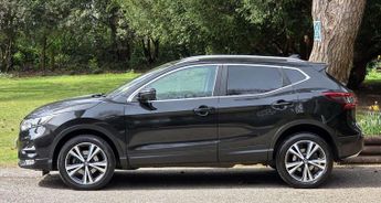 NISSAN QASHQAI 1.3 Qashqai N-Connecta DiG-T Semi-Auto 5dr