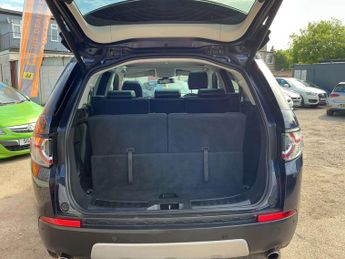 LAND ROVER DISCOVERY SPORT 2.0 Discovery Sport Black HSE TD4 Auto 4WD 5dr