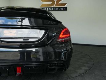Mercedes-Benz C-CLASS 2.0 C 300 AMG Line Premium Auto 4dr