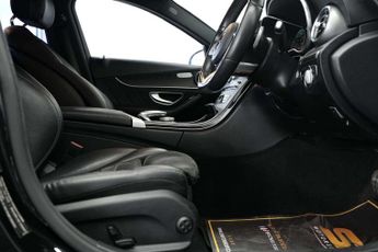 Mercedes-Benz C-CLASS 2.0 C 300 AMG Line Premium Auto 4dr