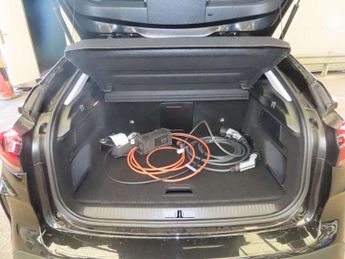 CITROEN C4 e-C4 Shine+ 5dr