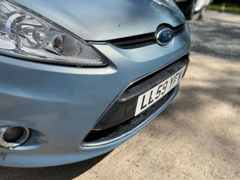 FORD FIESTA 1.4 Fiesta Titanium Auto 5dr