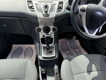 FORD FIESTA 1.4 Fiesta Titanium Auto 5dr