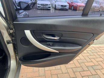 BMW 3 SERIES 2.0 320d Edition+ 4dr