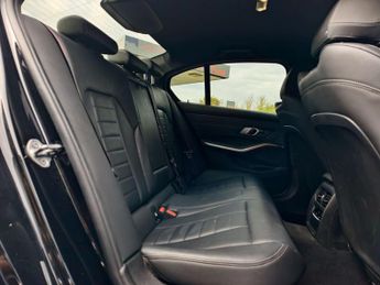 BMW 3 SERIES 3.0 M340i xDrive MHEV Auto 4WD 4dr