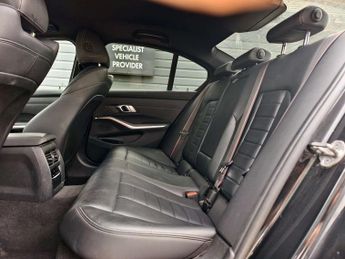 BMW 3 SERIES 3.0 M340i xDrive MHEV Auto 4WD 4dr