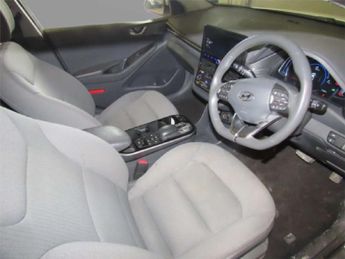HYUNDAI IONIQ 38.3kWh Premium Hatchback 5dr Electric Auto (136 ps)
